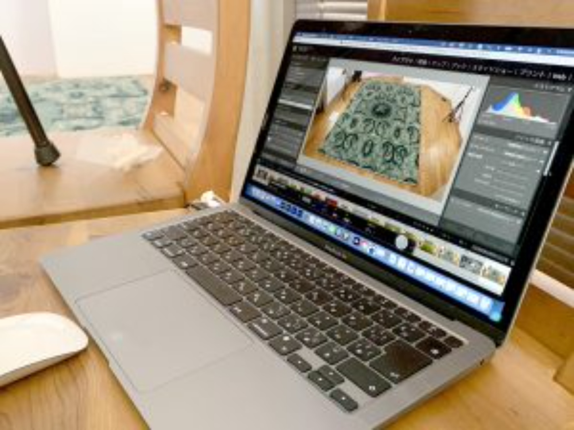 【裏方スタッフの“ウラ”話】　商品撮影の話