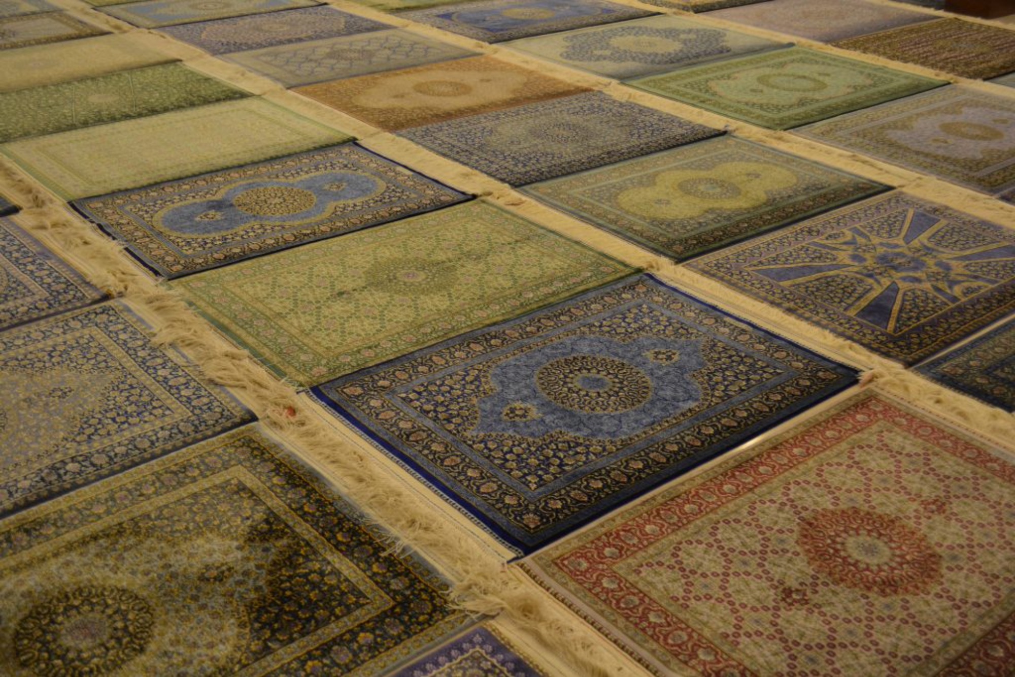 ペルシャ絨毯工房訪問⑧