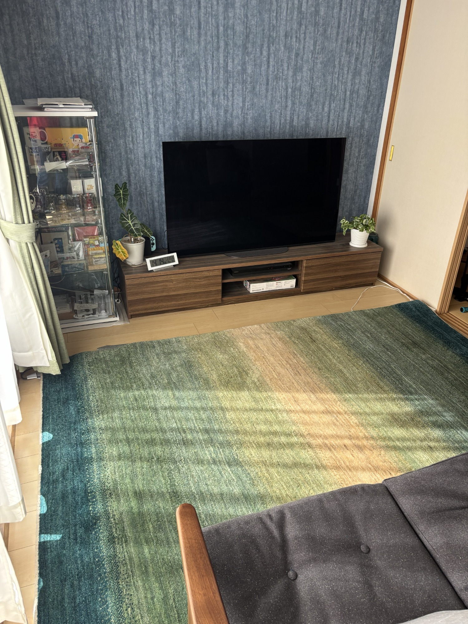 【納品させていただきました】ブルーの綺麗なギャッベ
