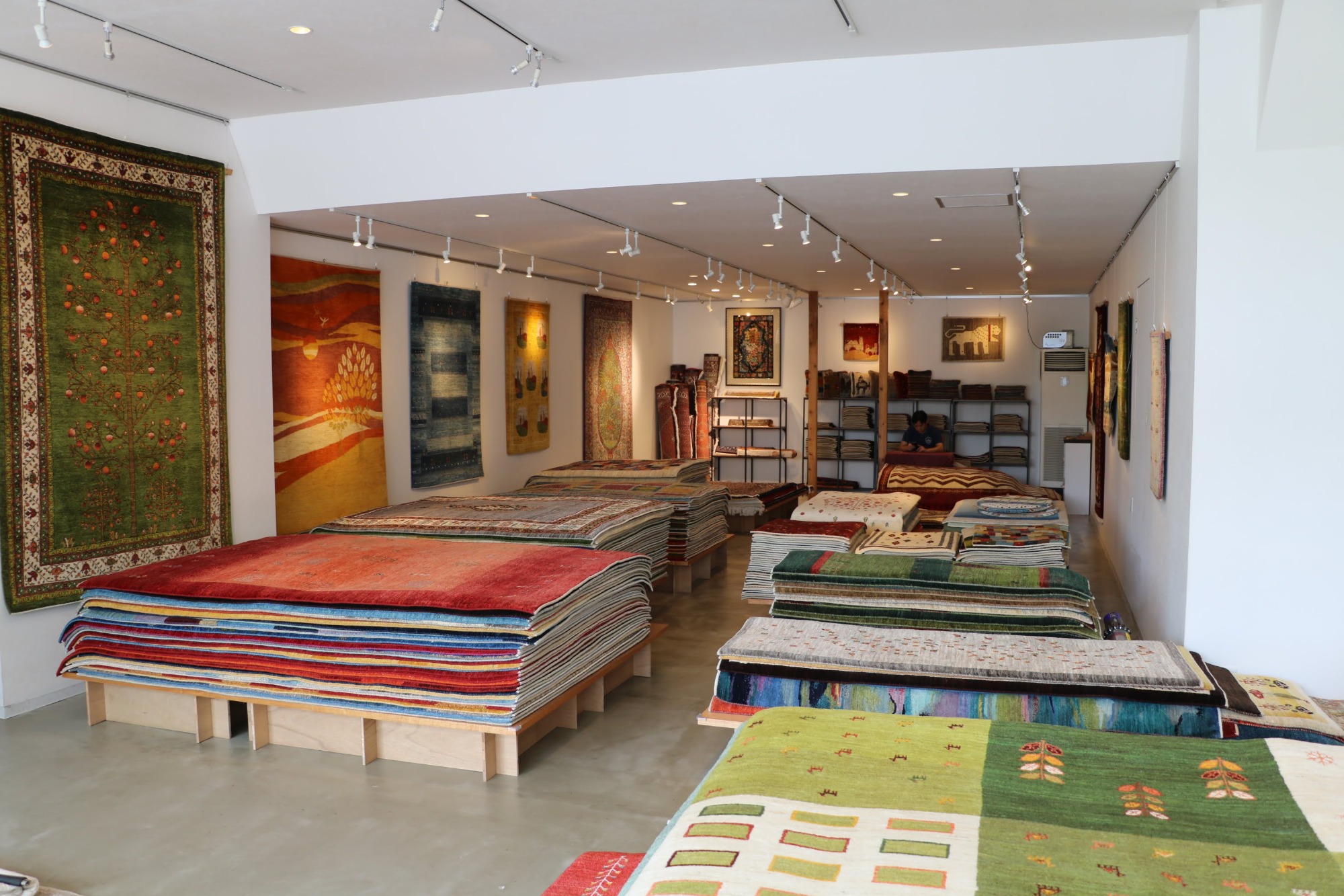 岡崎店舗のご紹介！