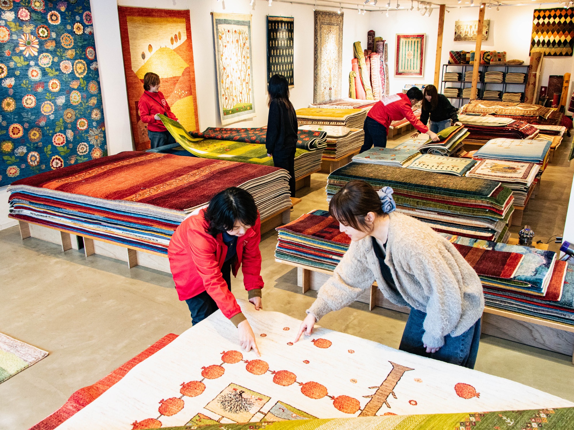 【スタッフ募集】私たちと一緒に働きませんか？