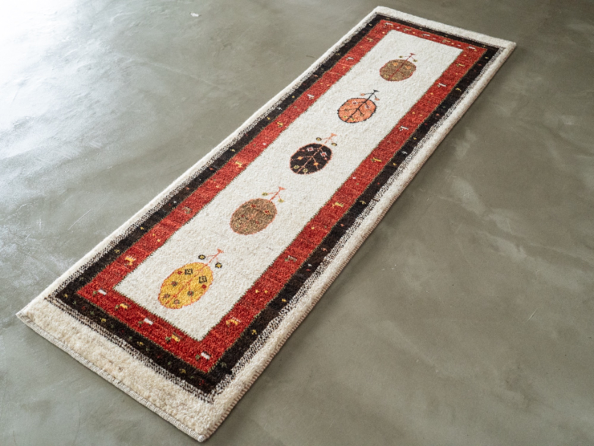 ゾランヴァリ・カシュクリ　アートギャッベ ギャッベ,ラグ,カシュクリ,91×62cm,ゾランヴァリ,手織り,ウール絨毯