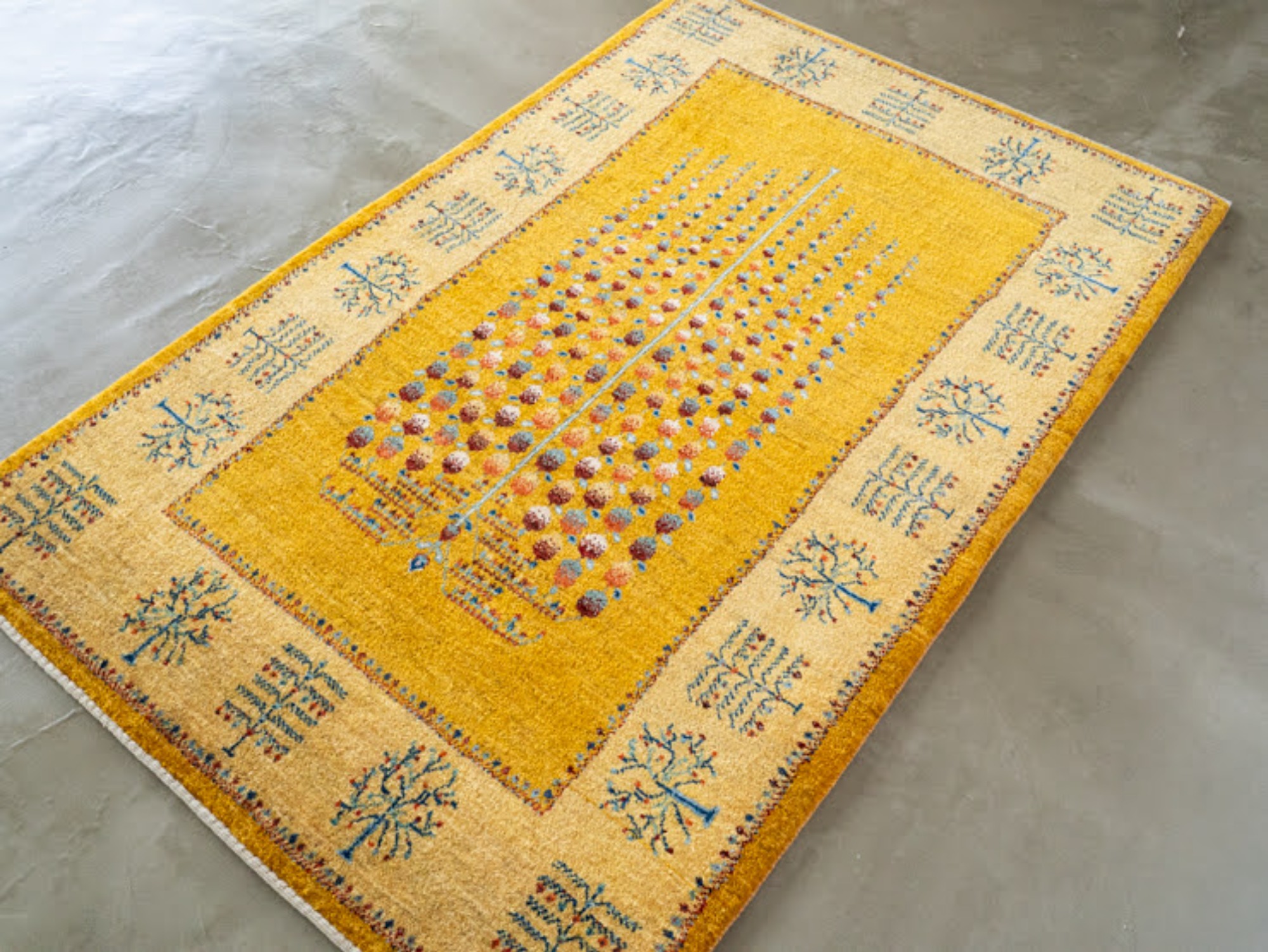 10074436 カシュクリ 165×106