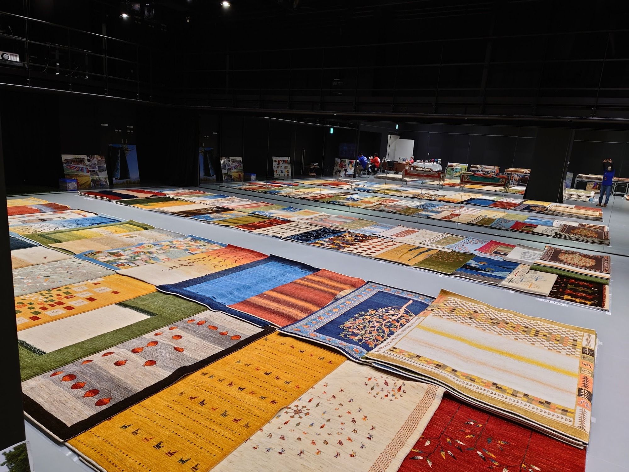 豊田ギャッベ・ペルシャ絨毯展