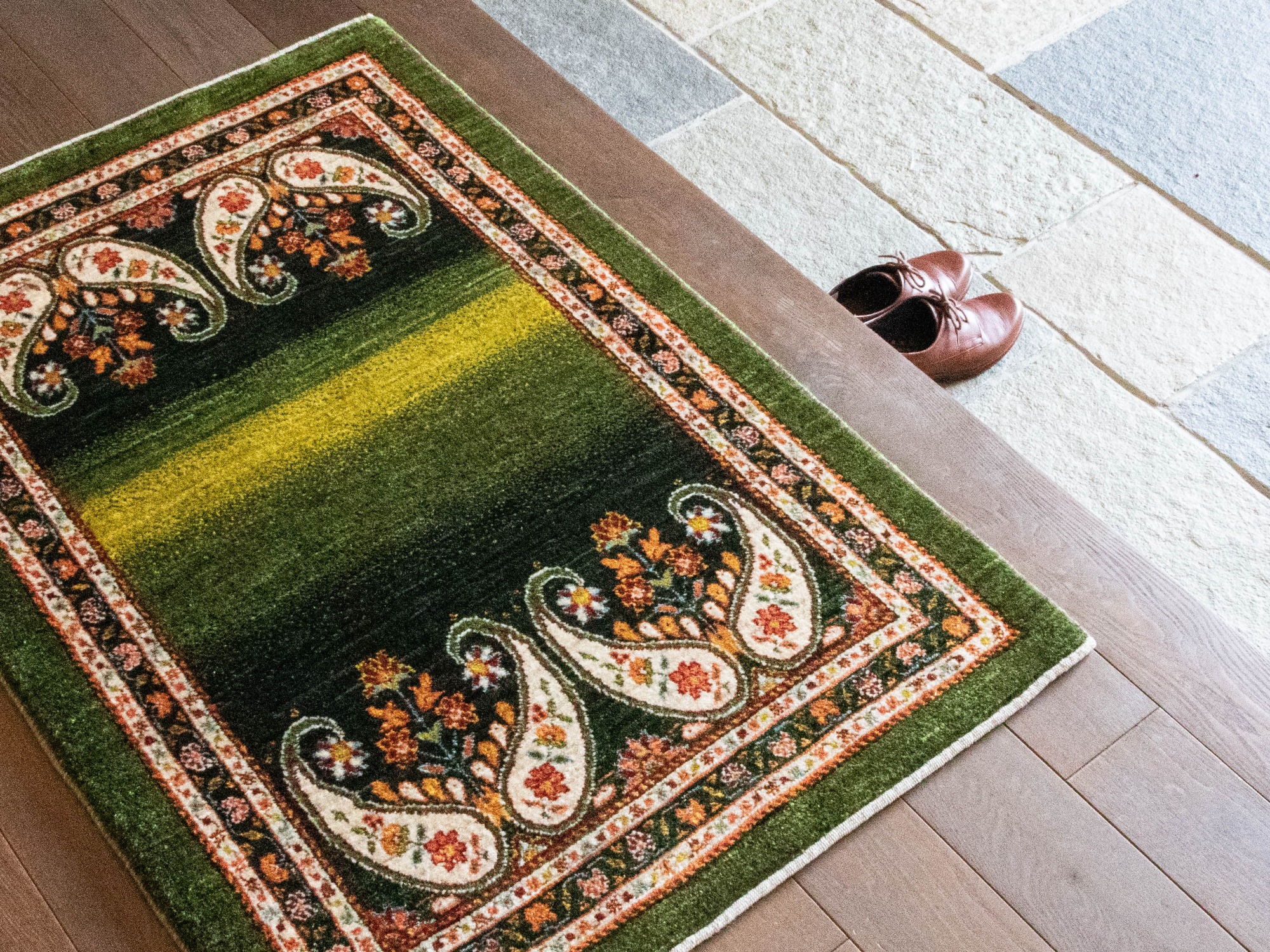 使用事例⑤　ギャッベかまち黄