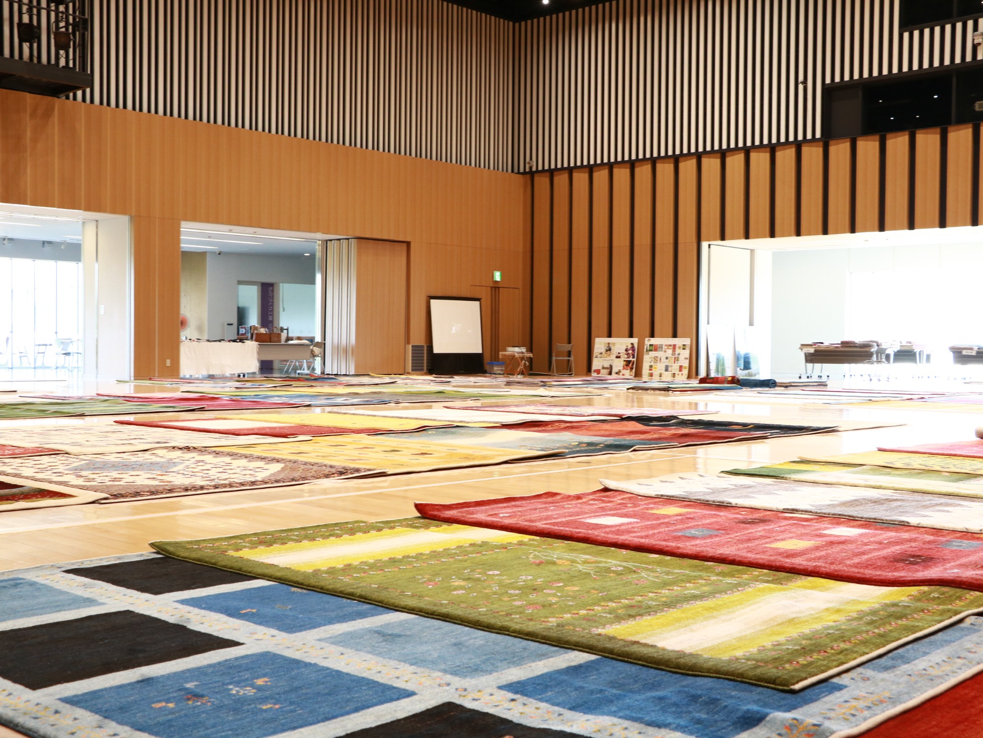 【500枚展示】佐久市 ギャッベ&ペルシャ絨毯 展示会