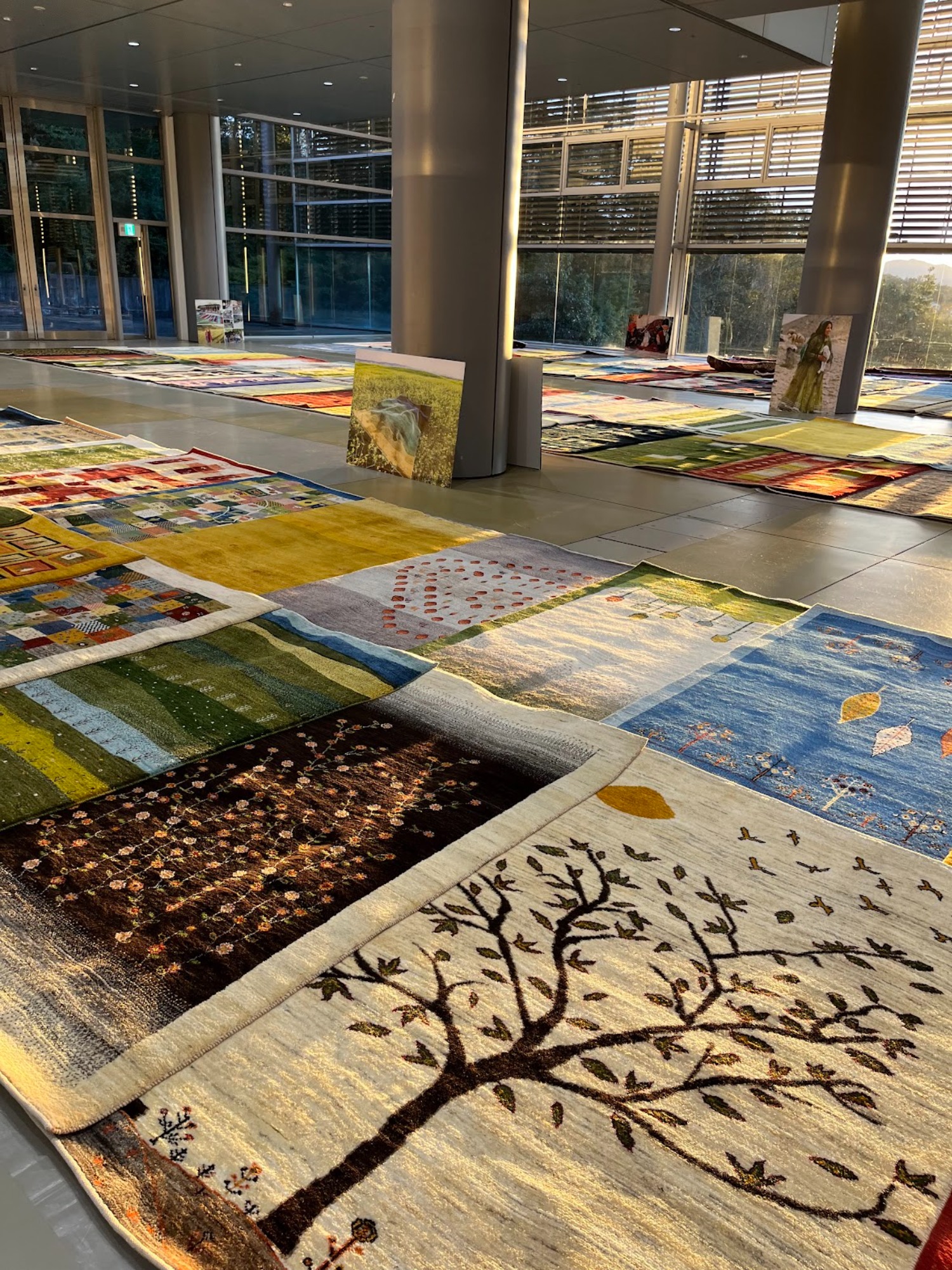 ギャッベ 日本屈指の品揃え GABBEH ART GALLERY (ギャッベアート