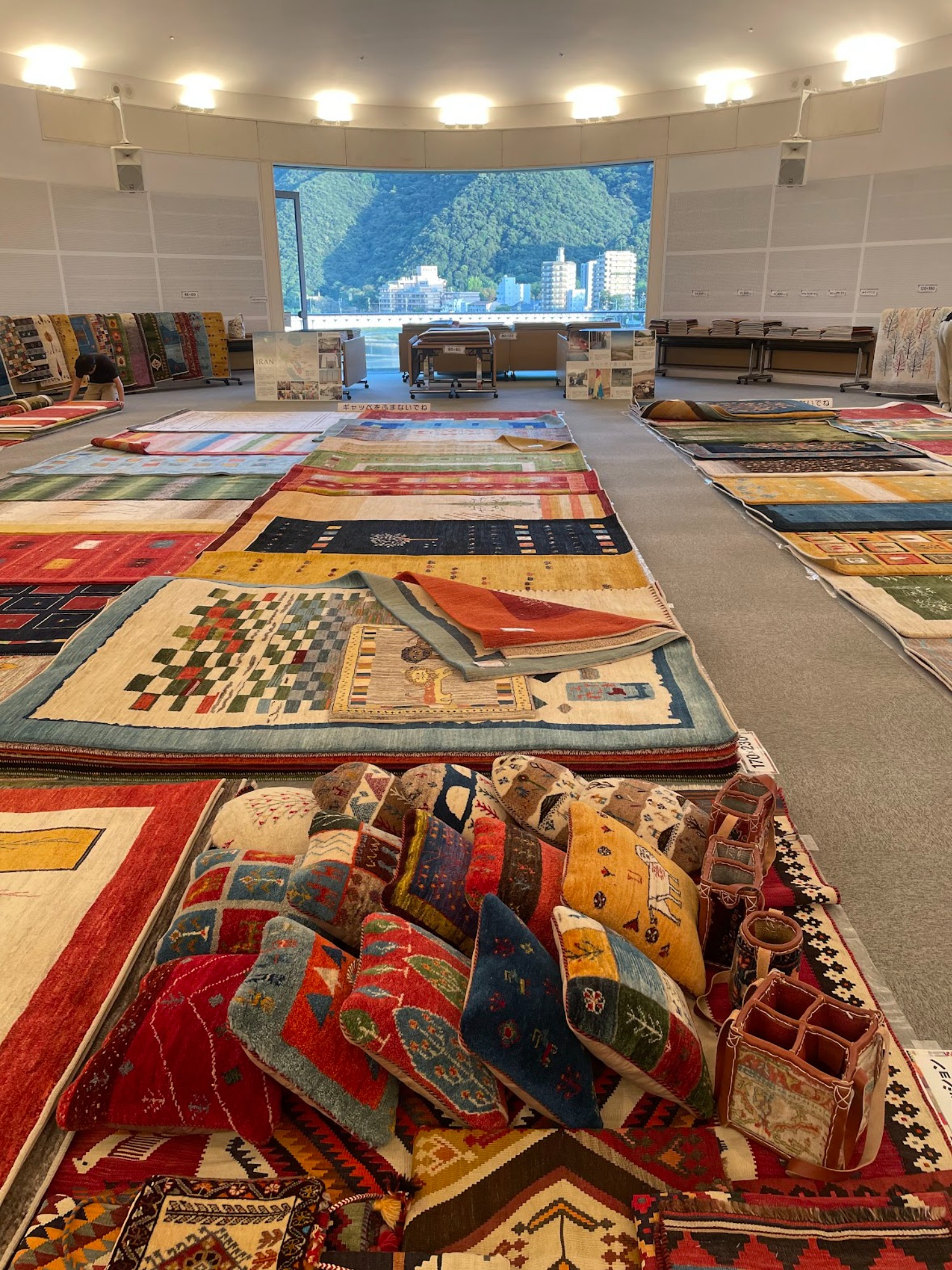 相模原ギャッベ・ペルシャ絨毯販売会