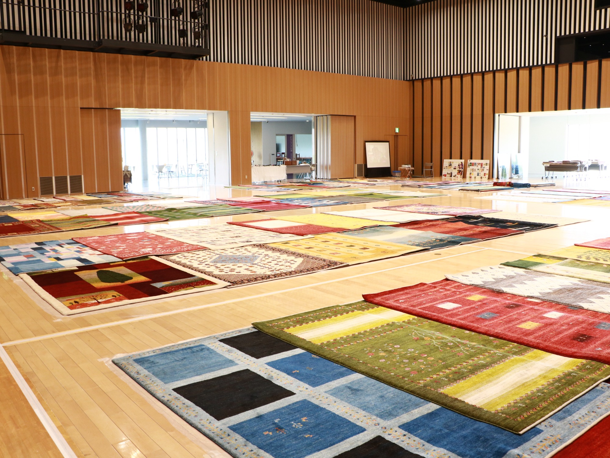 【500枚展示】佐久市 ギャッベ&ペルシャ絨毯 展示会