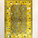 アマレ・141×100・緑・木・孔雀・羊・ジグザグ・センターラグサイズ・真上画