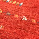 アマレ・235×170・赤色・窓・ラクダ・鹿・糸杉・リビングサイズ・アップ画