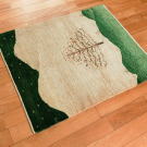 カシュクリ・92×76・生命の樹・原毛・茶色・緑・玄関マット・使用イメージ画