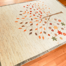 アマレ・205×150・白・原毛・生命の樹・リビングサイズ・使用イメージ画