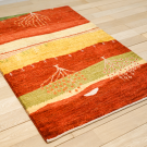 カシュクリランドスケープ・118×79・赤色・生命の樹・風景・玄関マットサイズ・使用イメージ画