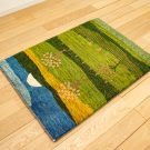 カシュクリランドスケープ・84×60・緑色・水色・風景・生命の樹・玄関サイズ・使用イメージ画