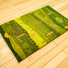 カシュクリランドスケープ・105×65・緑色・生命の樹・風景・玄関サイズ・使用イメージ画