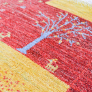 アマレ・216×156・赤色・黄色・グラデーション・木・鹿・リビングサイズ・アップ画