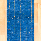 カシュクリ・141×50・青色・生命の樹・羊・廊下敷き・真上画