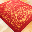 カシュクリランドスケープ・112×116・赤色・ライオン・太陽・センターラグサイズ・使用イメージ画