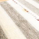 アマレ・247×202・白・グレー・原毛・キャラバン・大型ルームサイズ・使用イメージ画