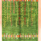 アマレ・189×123・緑色・鹿・木・カラフル・センターラグサイズ・真上画