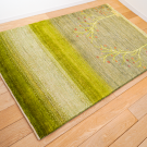 カシュクリ・124×78・緑色・生命の樹・グラデーション・玄関マット・使用イメージ画