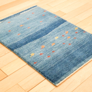 カシュクリ・86×62・青色・ラクダ・木・グラデーション・玄関マットサイズ・使用イメージ画