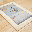 カシュクリランドスケープ・96×64・風景・水色・生命の樹・糸杉・玄関マットサイズ・使用イメージ画