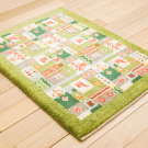 アマレ・86×64・緑色・鹿・生命の樹・花・玄関マットサイズ・使用イメージ画