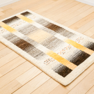カシュクリ・113×64・白原毛・黄色・茶色・玄関マットサイズ・使用イメージ画