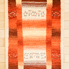 カシュクリ・90×59・赤色・グラデーション・花・白原毛・シンプル・玄関マットサイズ・真上画
