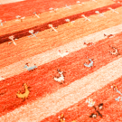 カシュクリ・92×63・赤色・鳥・ヤギ・羊・グラデーション・木・玄関マットサイズ・アップ画