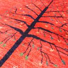 アマレ・生命の樹・赤色・羊・雲・センターラグサイズ・アップ画